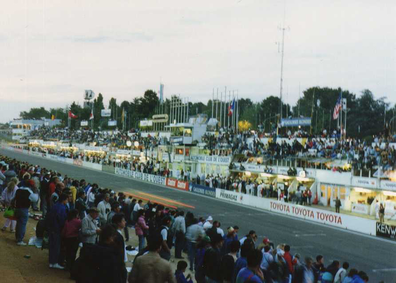 Illustration for article titled I Witnessed An Epic Battle At Le Mans In 1989